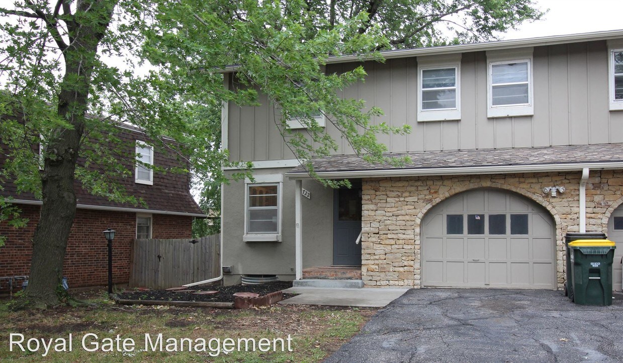 Foto principal - 3 br, 2.5 bath House - 10722 W 88th Terrace
