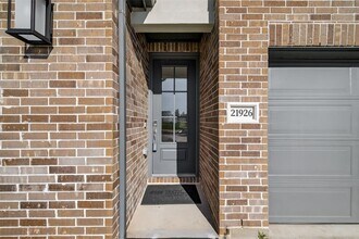 Building Photo - 21926 Sam Raburn Dr