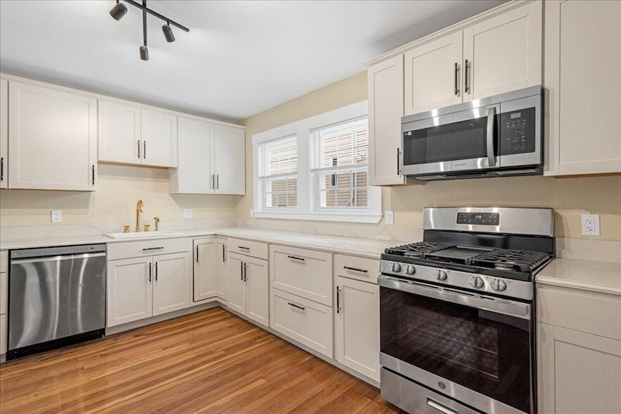 Photo - 51 Roslin Street Unit 1