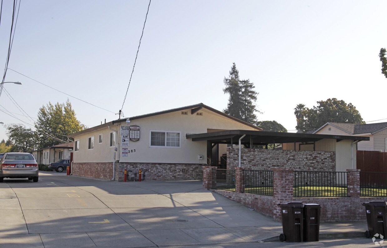Primary Photo - 283 Cherry Way