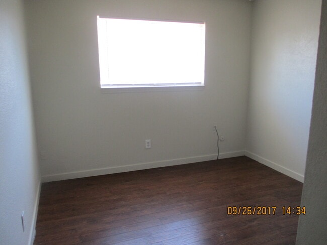 Foto del edificio - GIL560