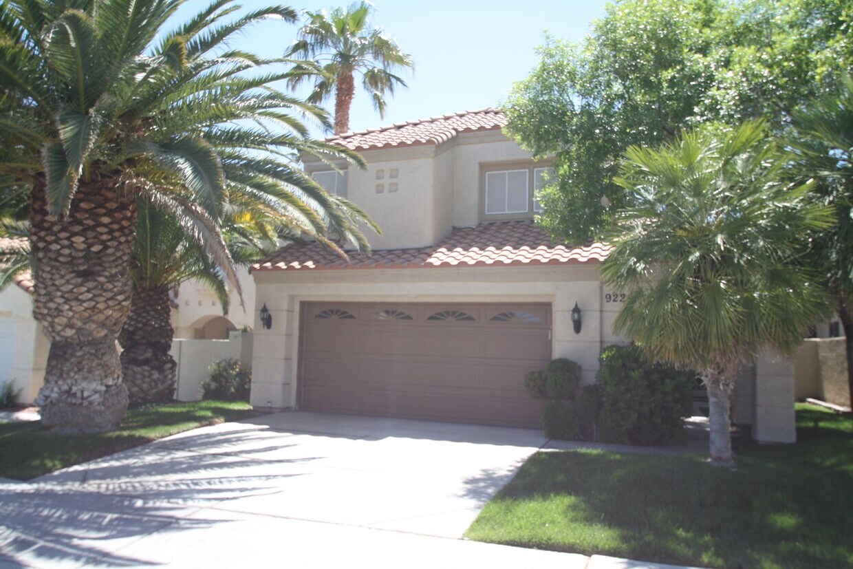Foto principal - CHARMING 3BD/2.5BA HOME IN PECCOLE RANCH! ...