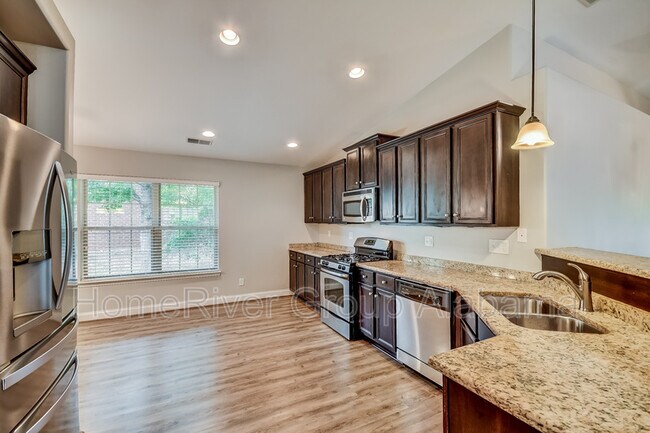 Building Photo - 6750 Ridgecrest Cir