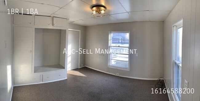 Foto del edificio - 825 Evergreen St SE