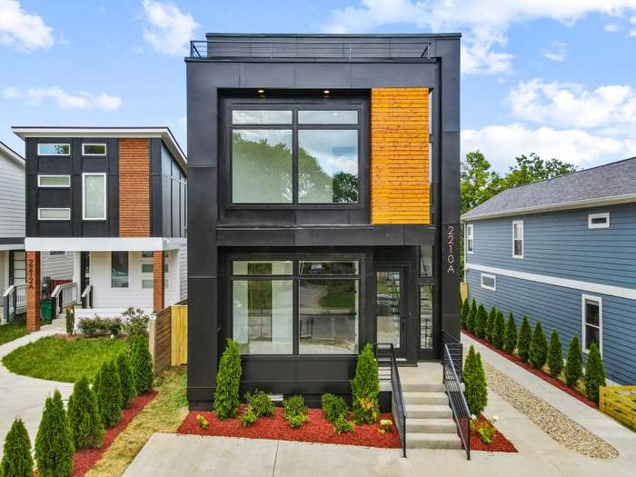 Photo - 2210 14th Ave N (Nashville, TN)