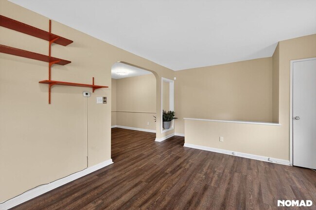 Building Photo - 2713 Fort Baker Dr SE