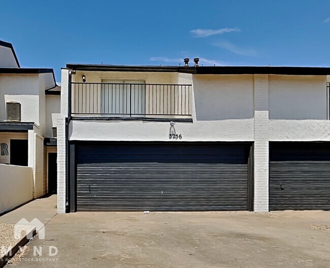 Foto del edificio - 3256 63rd St