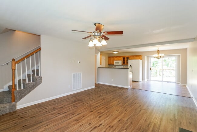 Building Photo - 949 Pebble Beach Cir