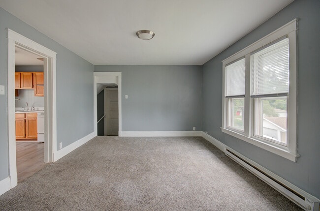 Foto del edificio - 813 Woods Ave