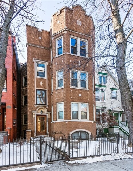 Building - 2648 N Orchard St