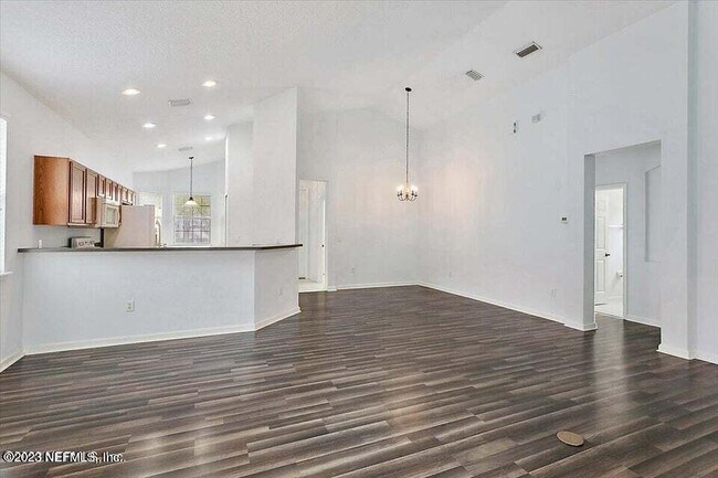 Building Photo - 660 Copperhead Cir