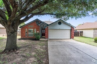 Building Photo - 1404 River Oak Dr