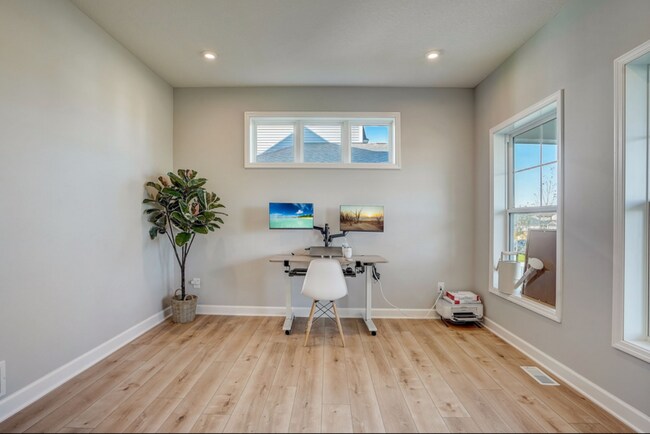 Foto del edificio - 2876 Kensington Ave NE