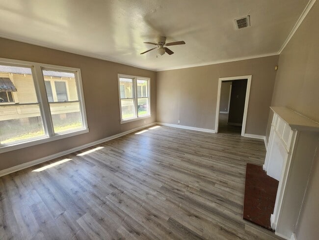 Building Photo - 1332 Wilkinson St