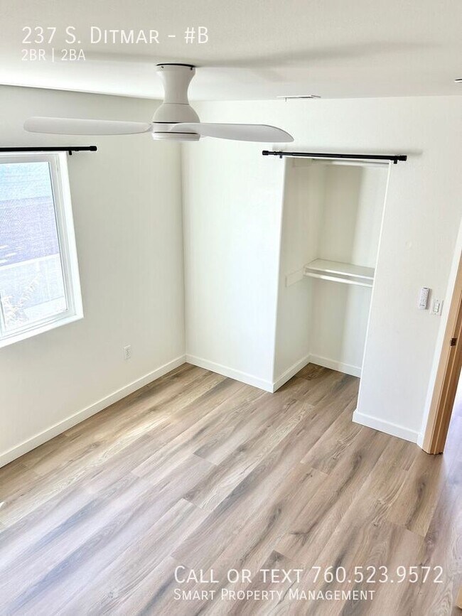 Foto del edificio - 237 S. Ditmar-#B