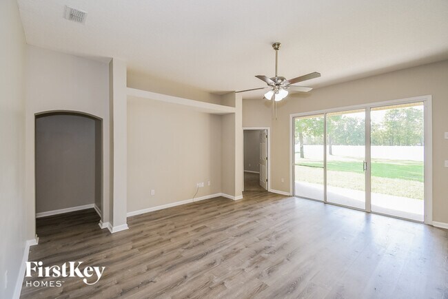 Foto del edificio - 2684 Creek Ridge Dr