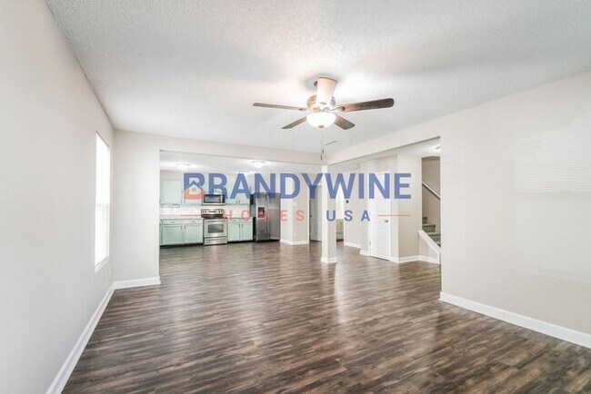 Building Photo - Holiday PROMO, January FREE move-in by 12/24!