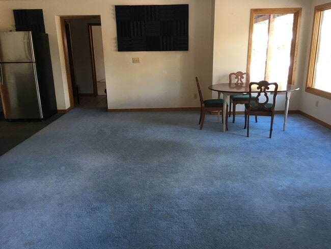 Foto del edificio - 7652 Gartner Rd