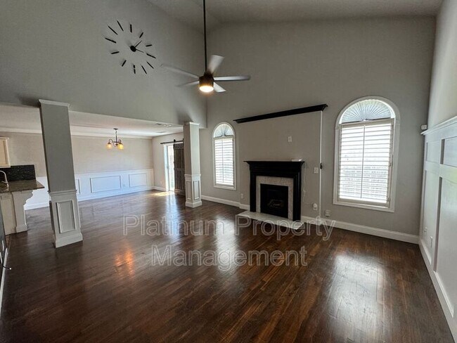 Foto del edificio - 465 Parc River Blvd