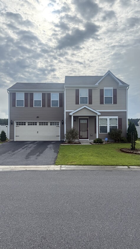 Primary Photo - 38369 Elizabeth Ln
