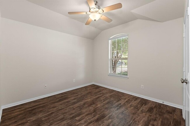 Building Photo - 4517 Chestnut Meadows Bend