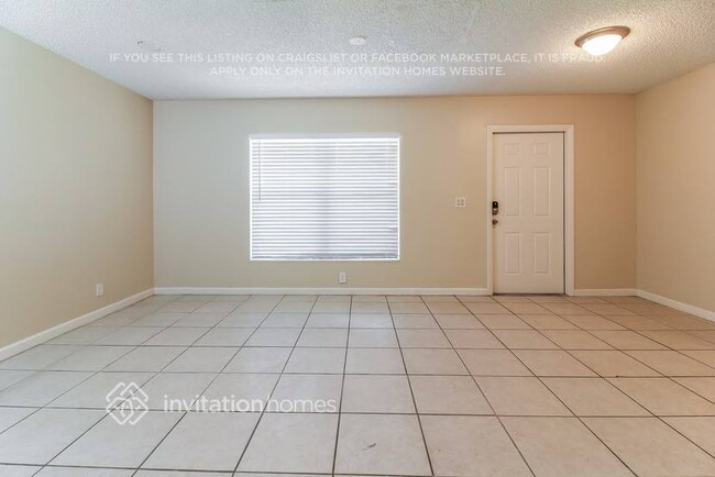 Building Photo - 5926 Ithaca Cir W