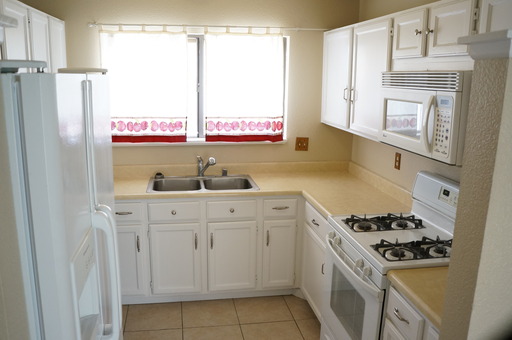 Building Photo - 4037 Overbrook Dr