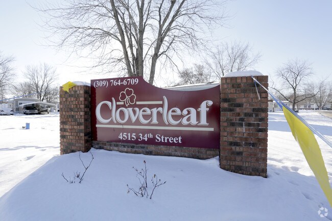Foto del edificio - Cloverleaf Village