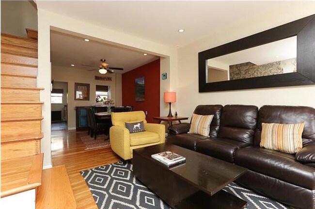 219 Krams Ave Philadelphia Pa 19127 Townhouse For Rent In Philadelphia Pa Apartments Com