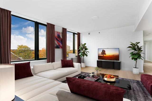 Building Photo - 2 bedroom in BRONX NY 10463