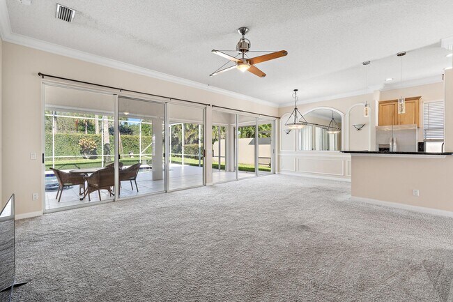 Building Photo - 8617 Wakefield Dr