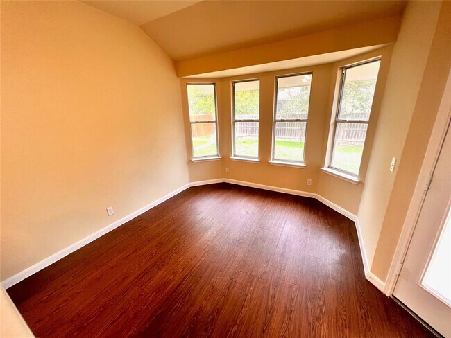 Building Photo - 14512 Hartsmith Dr