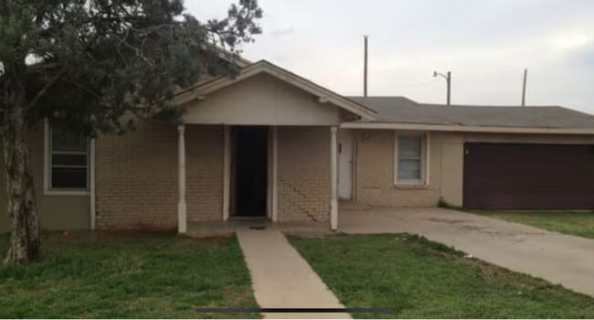 Building Photo - 1304 NW 16th Ave