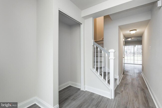 Building Photo - 61 Timber Rock Rd