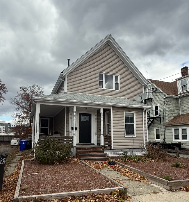 Building Photo - 36 Pratt St