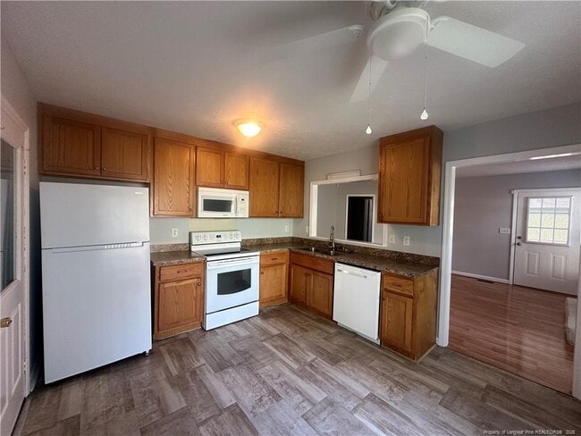 Building Photo - 9598 Holbrook Ln