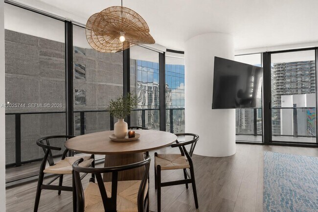 Foto del edificio - 801 S Miami Ave