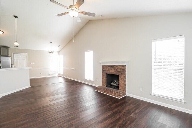 Foto del edificio - 10734 Spruce Mountain Rd
