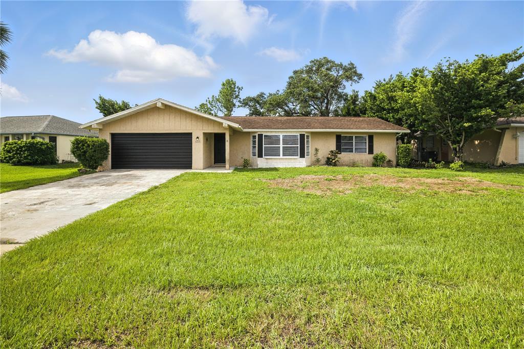 Foto principal - 18305 Driggers Ave