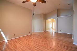 Building Photo - 576 Lisa Karen Cir