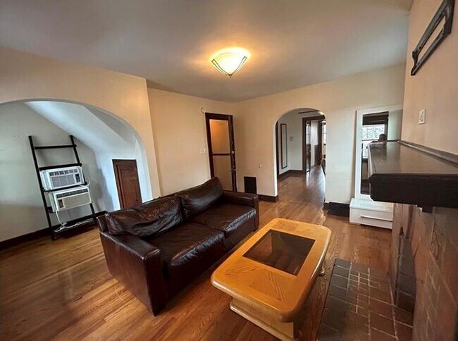 Foto del edificio - 116 Bigham St