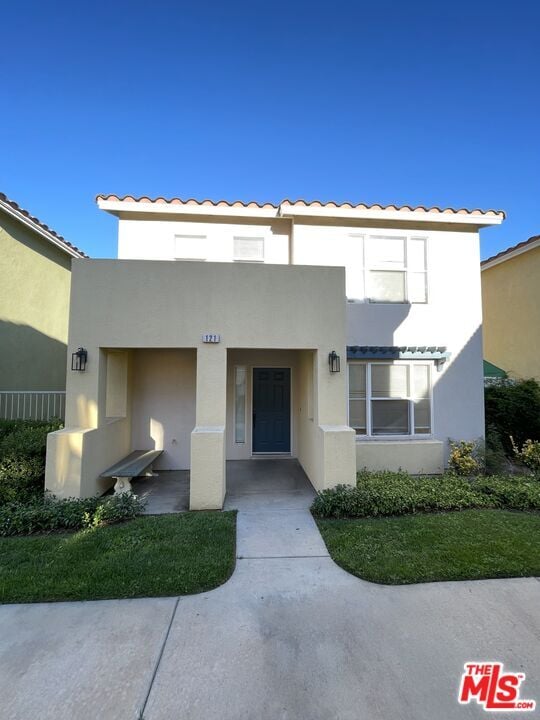 Building Photo - 121 Cancion Way