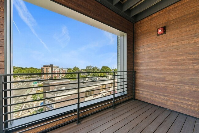 Foto del edificio - 50 Leo M Birmingham Pkwy