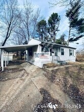 Building Photo - 317 Cameron Rd