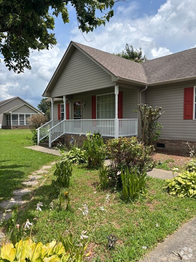 Building Photo - 102 Rachel Dr