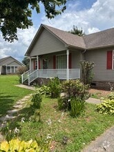 Building Photo - 102 Rachel Dr