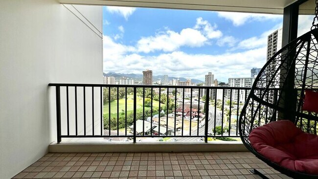 Foto del edificio - 990 Ala Nanala Street