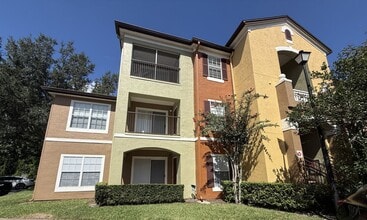 Building Photo - 12602 Crest Springs Ln