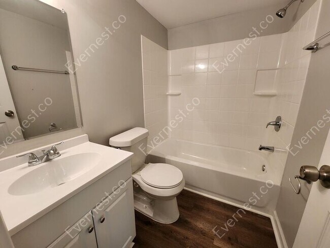 Foto del edificio - 511 Landers St