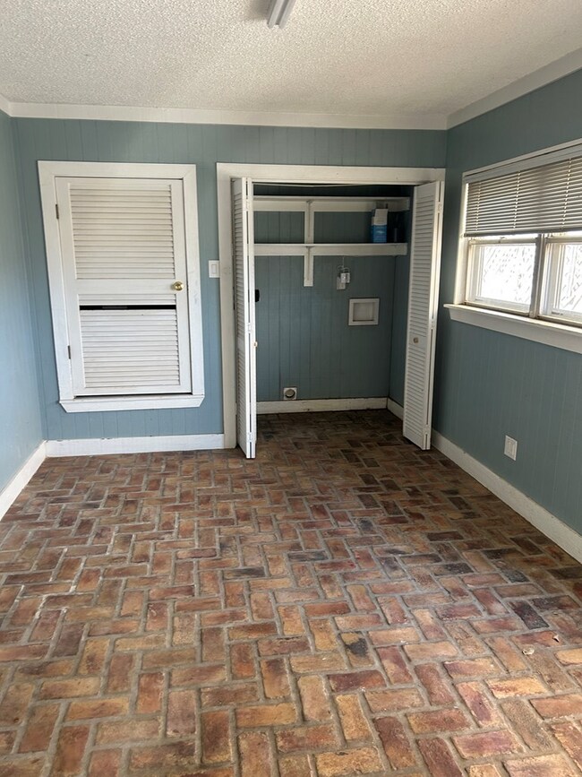 Foto del edificio - 1511 Spur Ave